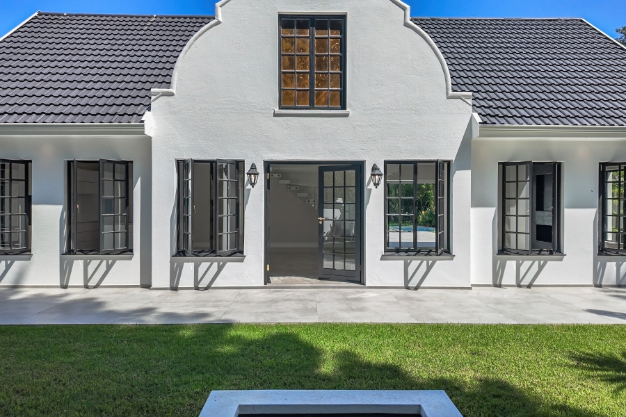 4 Bedroom Property for Sale in Fernridge Western Cape